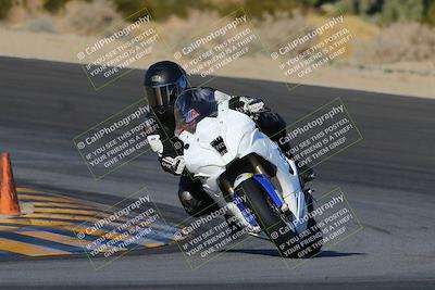 media/Dec-18-2022-SoCal Trackdays (Sun) [[8099a50955]]/Turn 10 (140pm)/